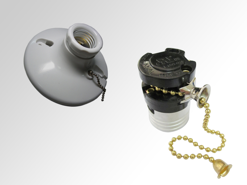 L160-01, Pull Chain Lampholder